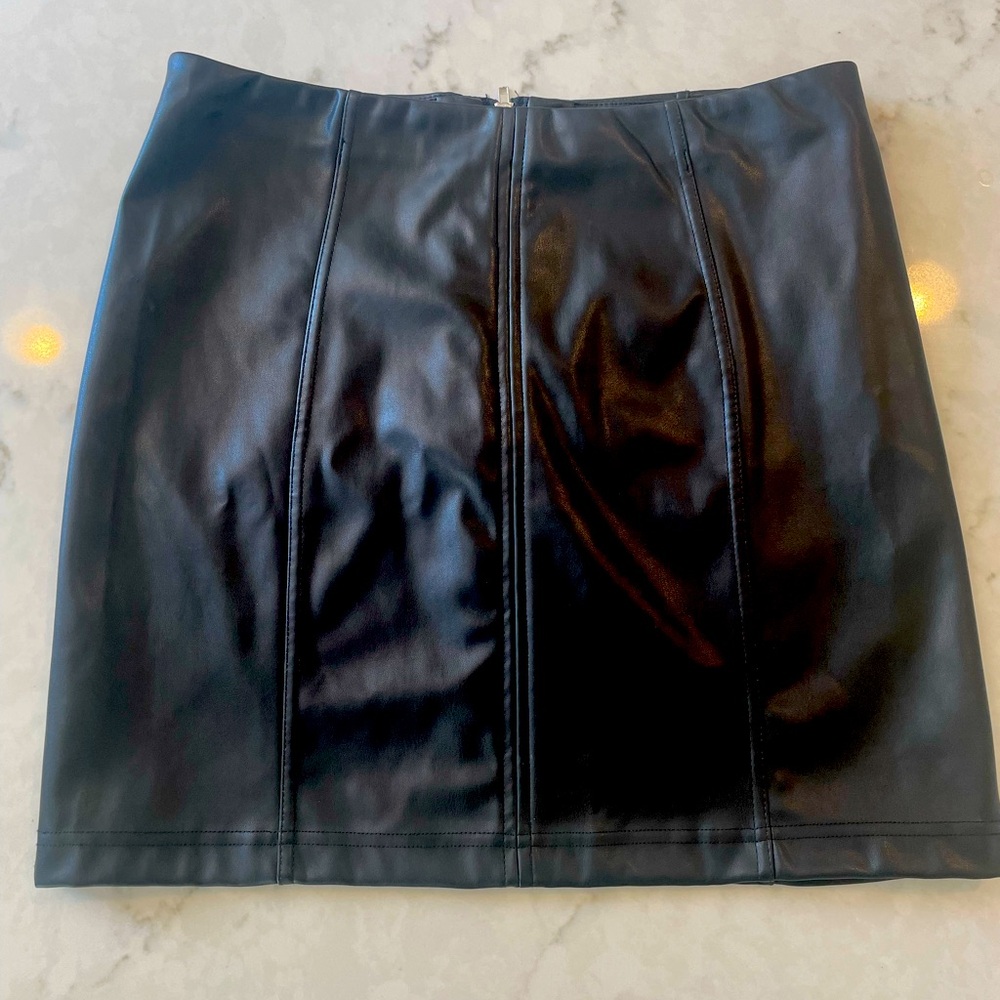 Altar’d State Women’s Black Faux Leather Mini Skirt Size Medium NWT